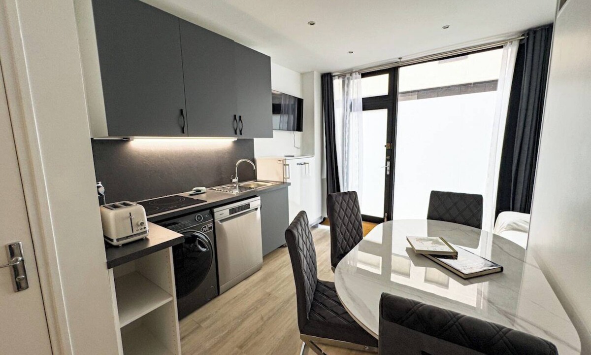 Plaisance Apartment | Montparnasse 1 - 2 bedrooms