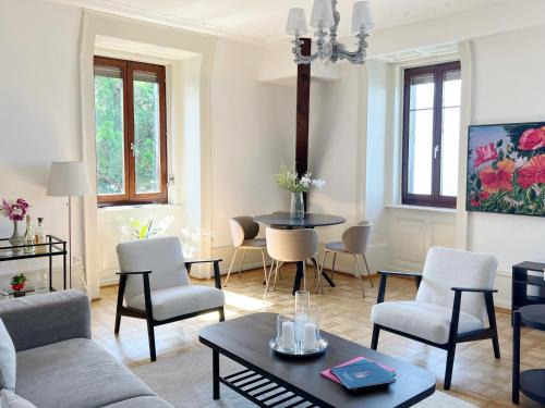 Montreux City Centre Apartment | Montreux Riviera Suite Waterfront 3 Bedrooms Private Parking