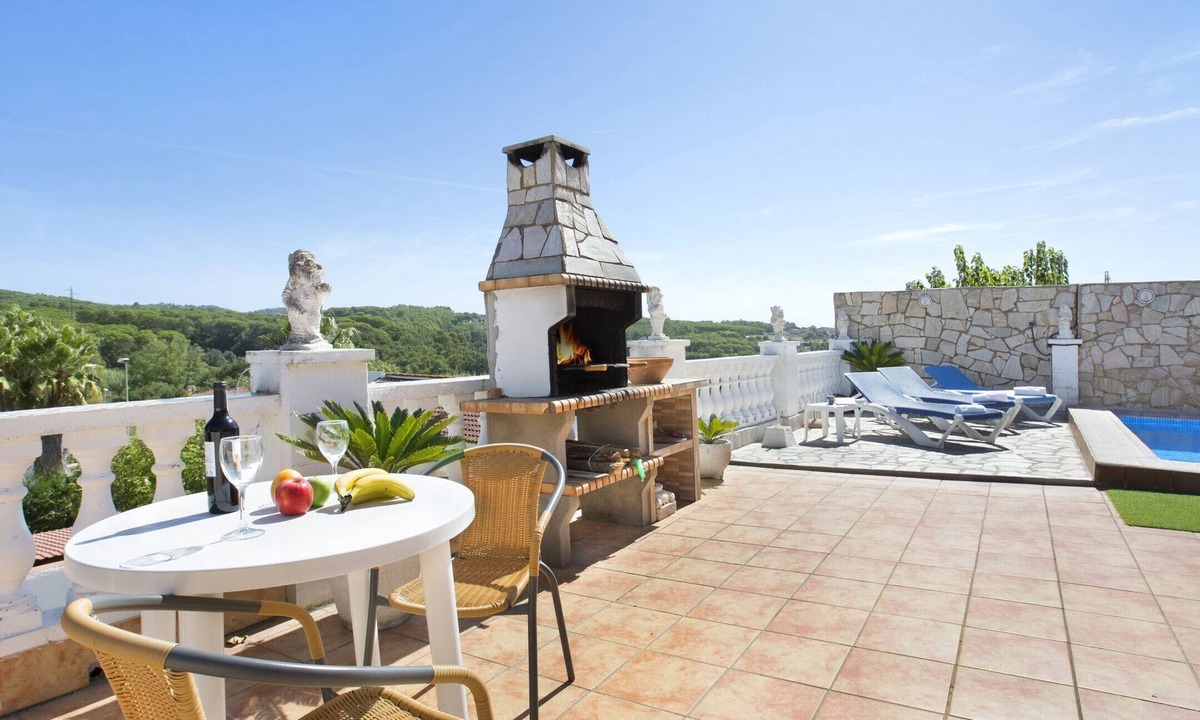 Tordera Villa | Montse