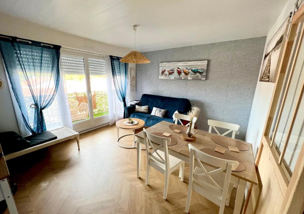 Notre-Dame-de-Monts Apartment | montsetmerveillesvuemer