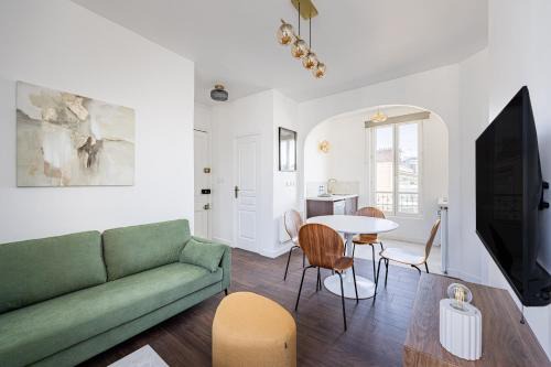 Plaisance Apartment | Montsouris Park 2 Bedrooms Quiet Alésia Renovated