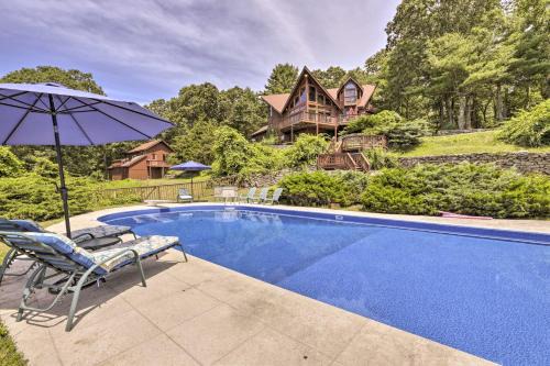 Montville House | Montville Retreat Near Mohegan Sun: 2-Home Bundle!