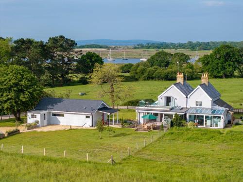 New Forest District House | Moo Cottage