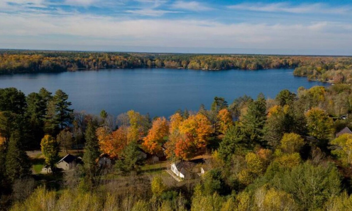 Bala Cottage | Moon River #2 - Lakeside Luxury