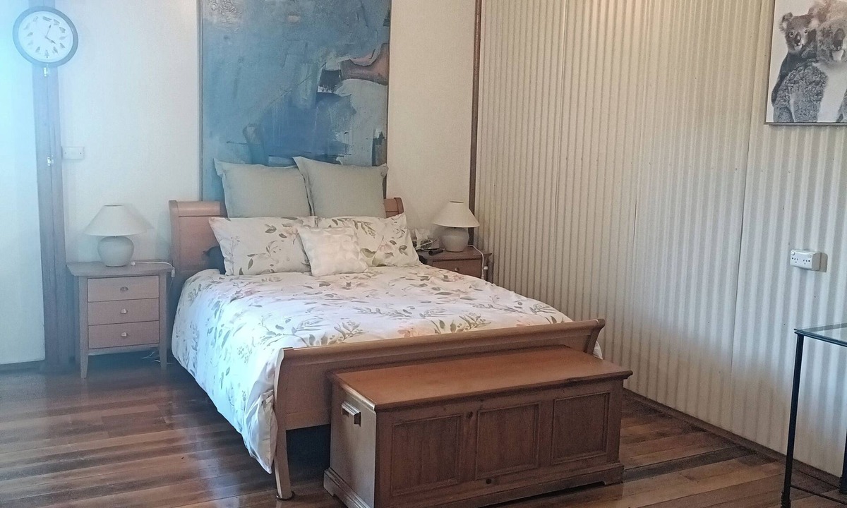 Moonambel Apartment | Moonambel rustic farm stay