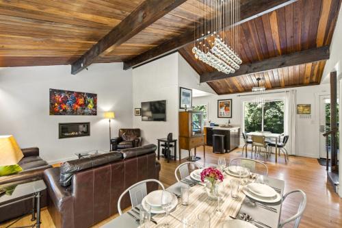 Northwood House | Moondance