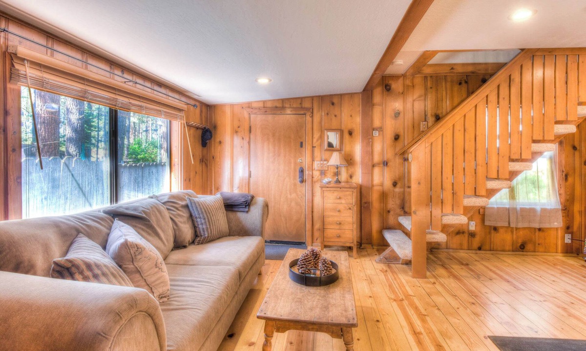 Kings Beach Cabin | Moonlight Cove w/Grill Tahoe Beach Next Door!