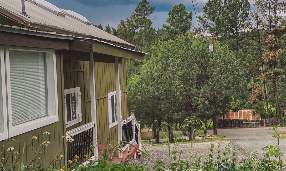 Ruidoso House | Moonlight Mountain Lodge