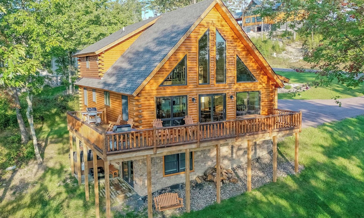 McHenry Cottage | Moonlight Ridge by Taylor Made Deep Creek