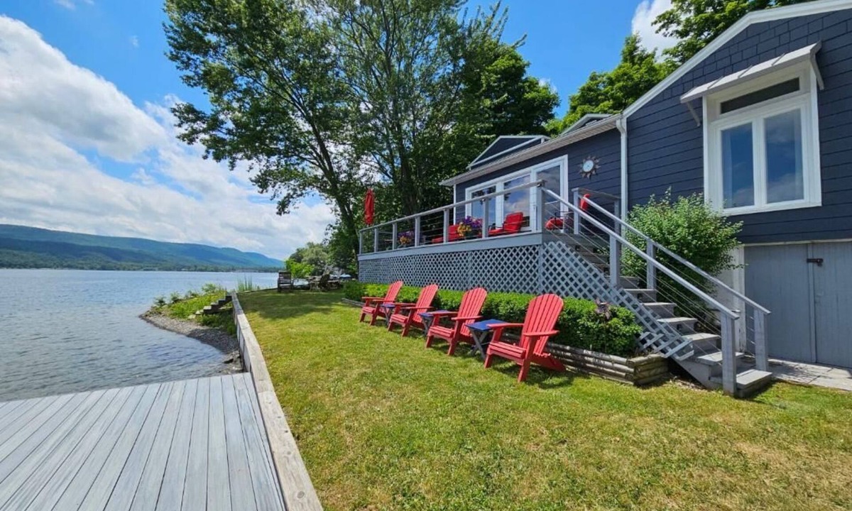Hammondsport Cottage | Moonshine Cottage on the Lake. Relax, swim, fish or just enjoy the view.