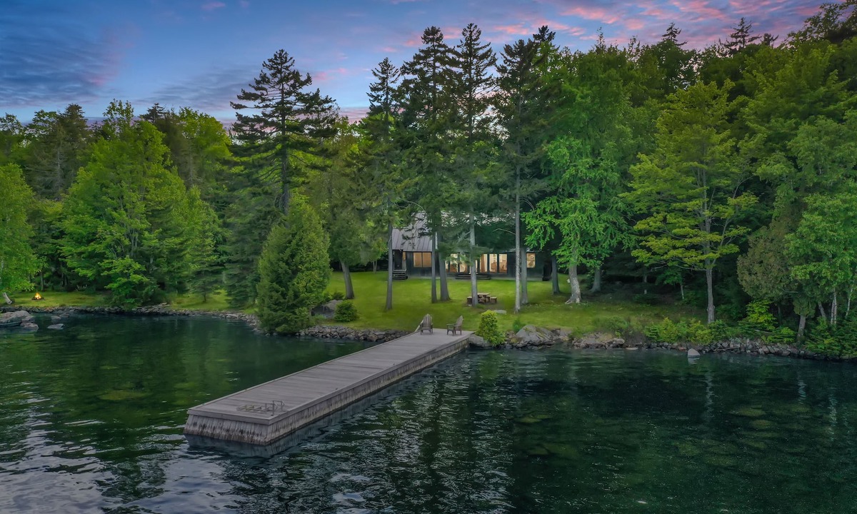 Greenville Junction House | Moose Bay Lookout (Waterfront on Moosehead Lake!)