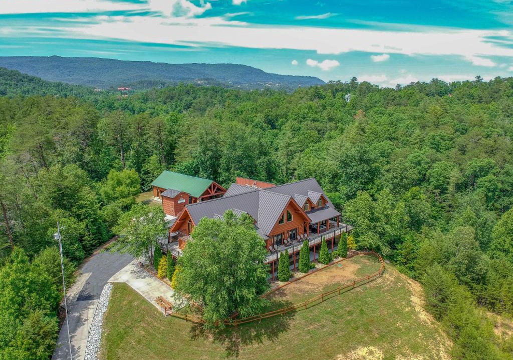 Sevierville House | Moose Hollow Lodge