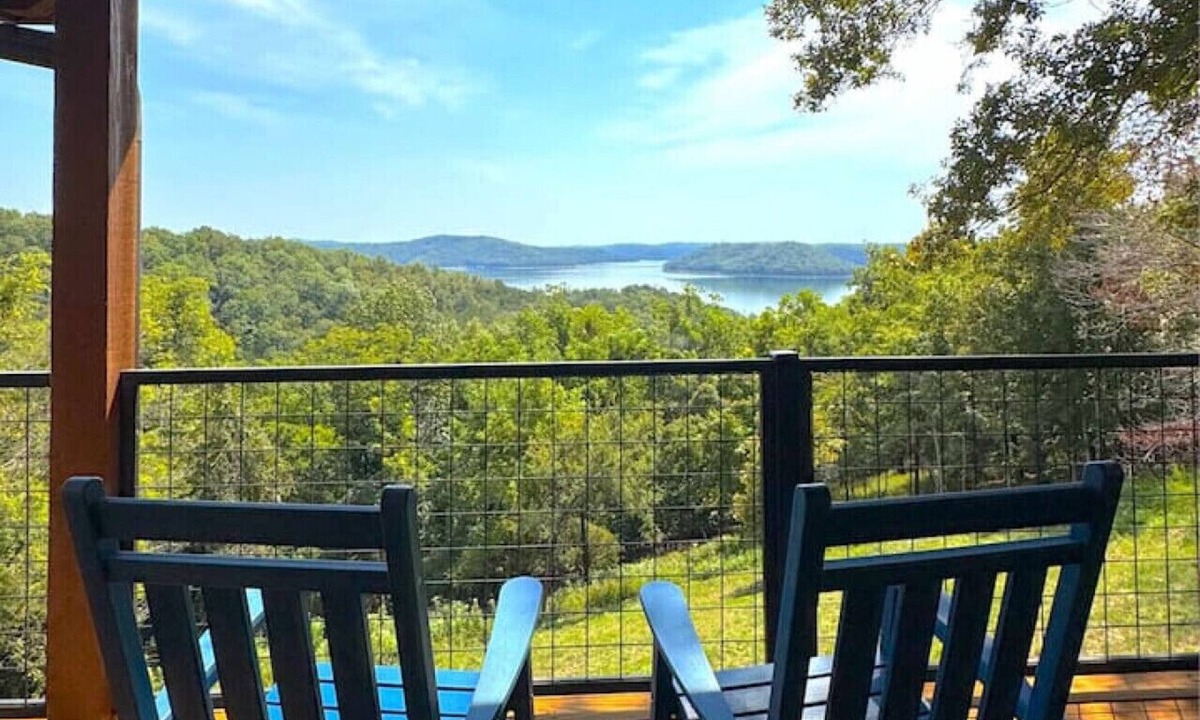 Sylvan Shores Cabin | Moosehead Lodge Lakeview