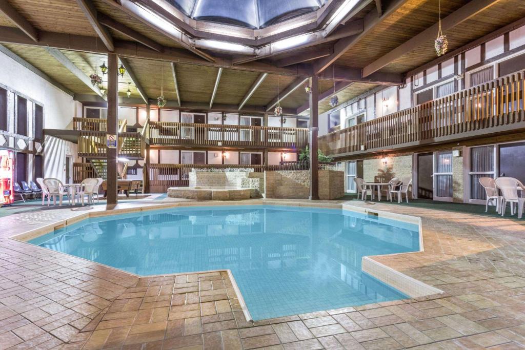 Moose Jaw Hotel | MOOSEJAW INN