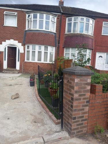 Clayton House | Morgan Ease