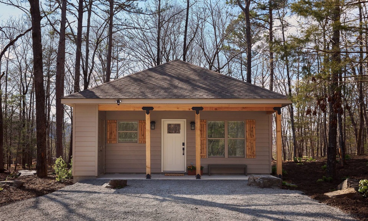 Heber Springs Cabin | Morgan's at the Little Red - Double Queen Cabin 2