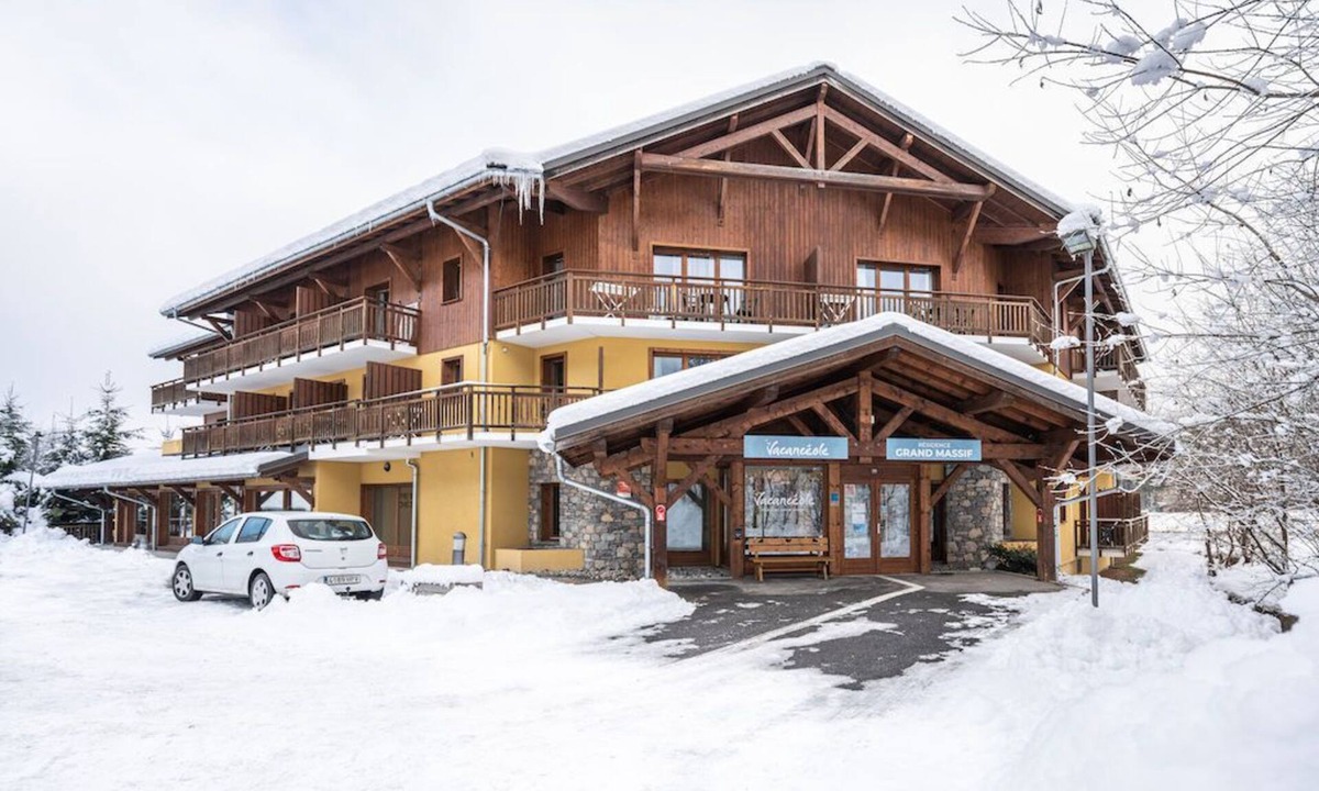Morillon Condo | Morillon | 1BR + Child-Friendly | Sleeps 4