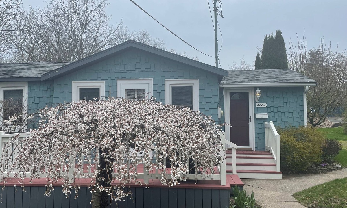 Clayton Cottage | Morning Star Cottage