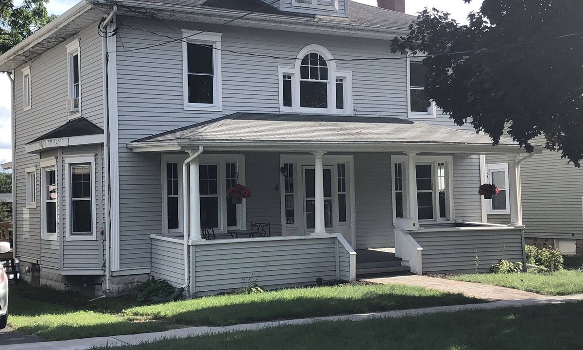 Baldwinsville House | Morris House At Mohegan Manor