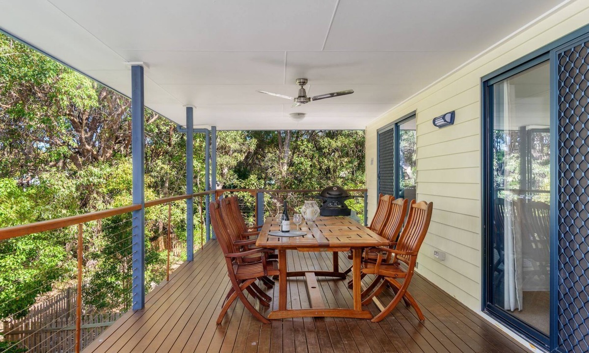 Rainbow Beach House | Mortimer - Rainbow Shores