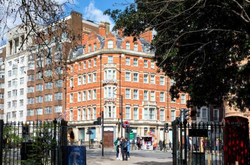 Bloomsbury Hotel | Morton Hotel