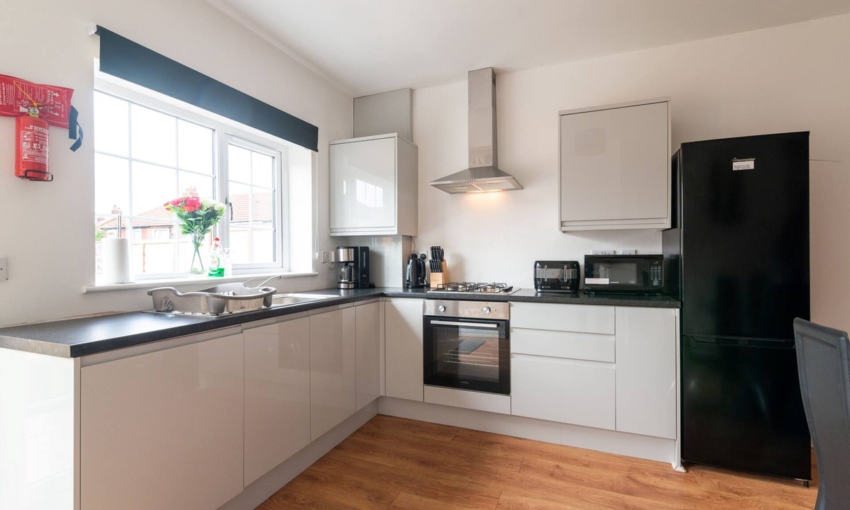 Droylsden House | Mosh Homes