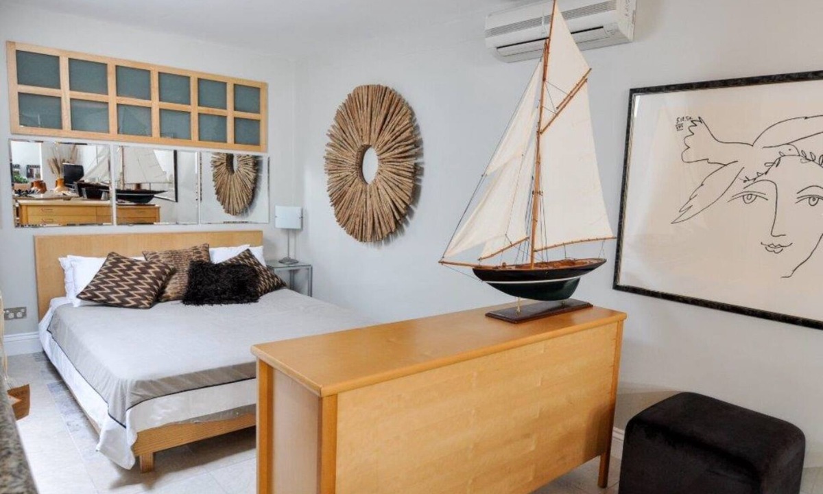 Mosman Apartment | .: Mosman DesignerApartment - Hidden Gem - NEW LISTING