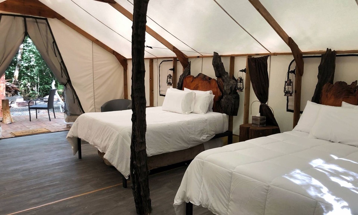 Forks RV Rental | Mossquatch Resort Tent 5- Upgrade your camping experience!