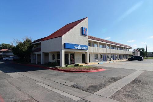 Amarillo Hotel | Motel 6-Amarillo, TX - Airport
