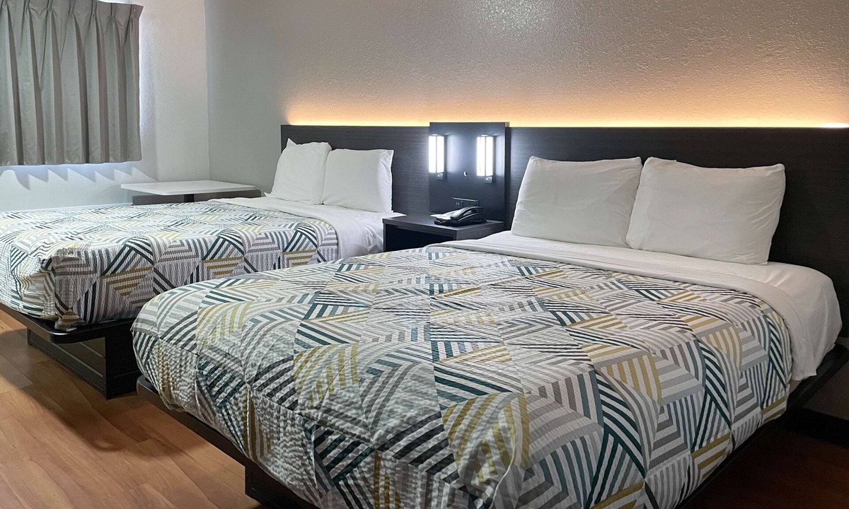 Atlanta Hotel | Motel 6 Atlanta, TX