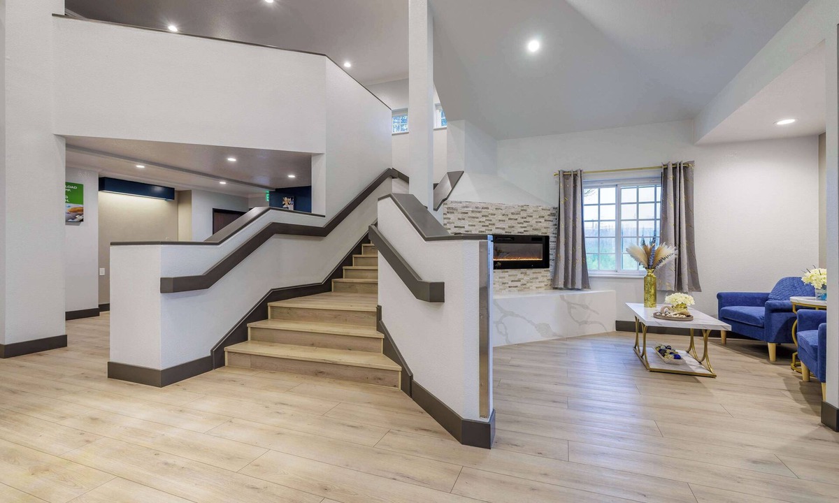 North Auburn Hotel | Motel 6 Auburn, CA