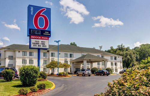 Columbia Hotel | Motel 6-Columbia, MO - East
