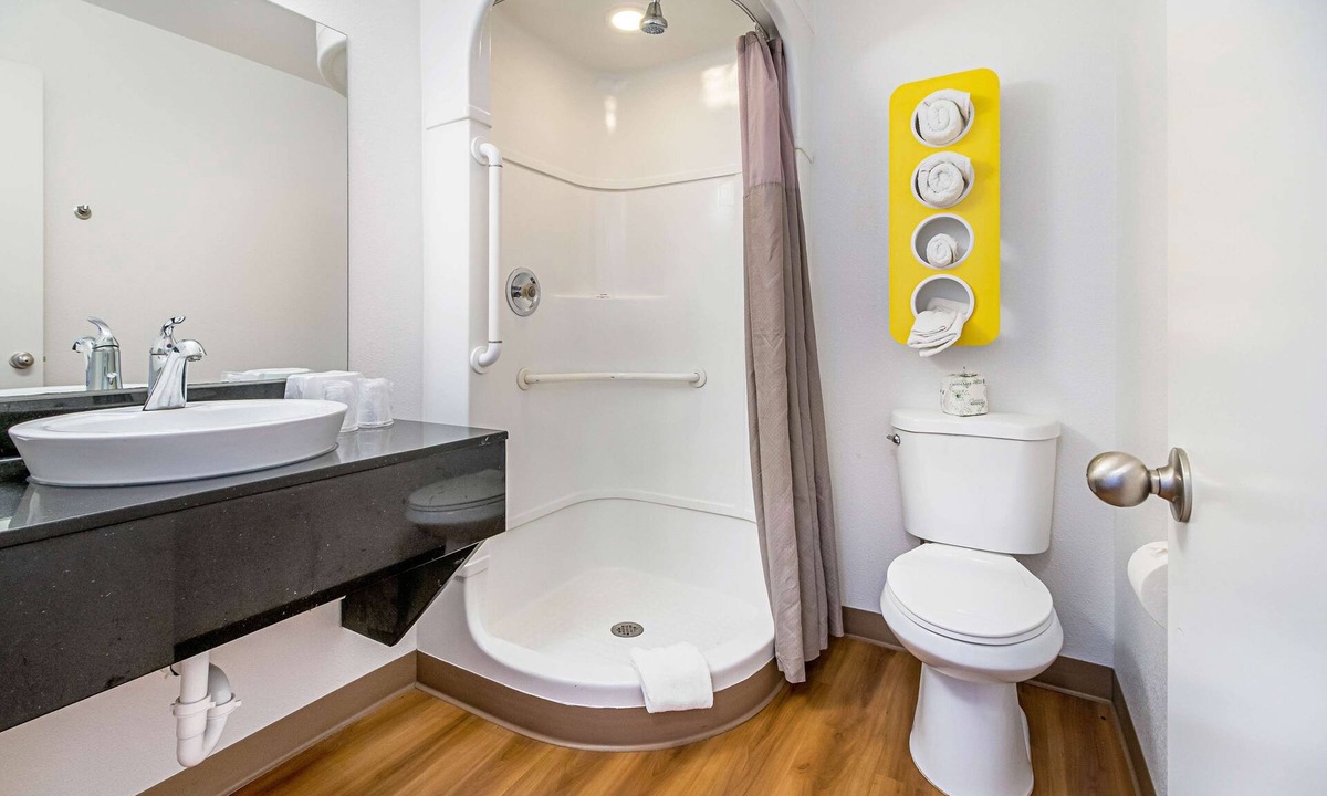 Central City Hotel | Motel 6 Corpus Christi, TX - Northwest