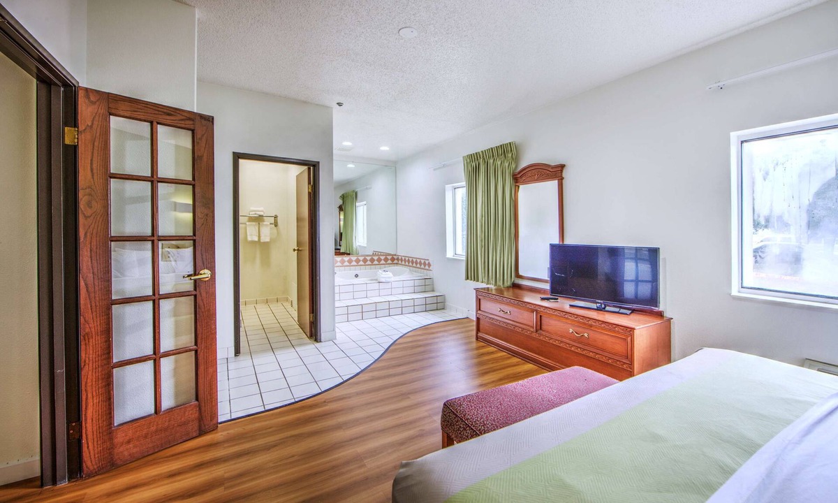 Dallas Hotel | Motel 6 Dallas, TX - Northwest