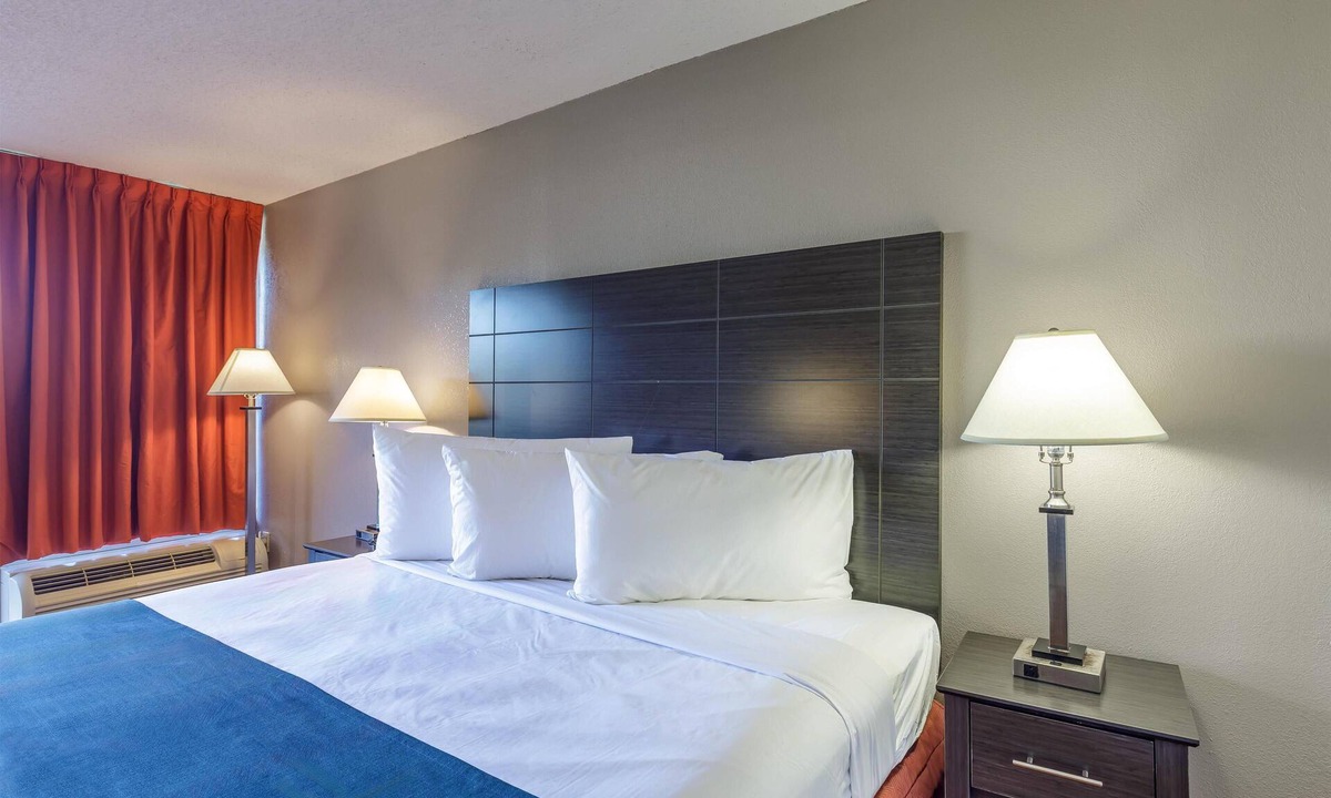 Dumfries Hotel | Motel 6 Dumfries, VA