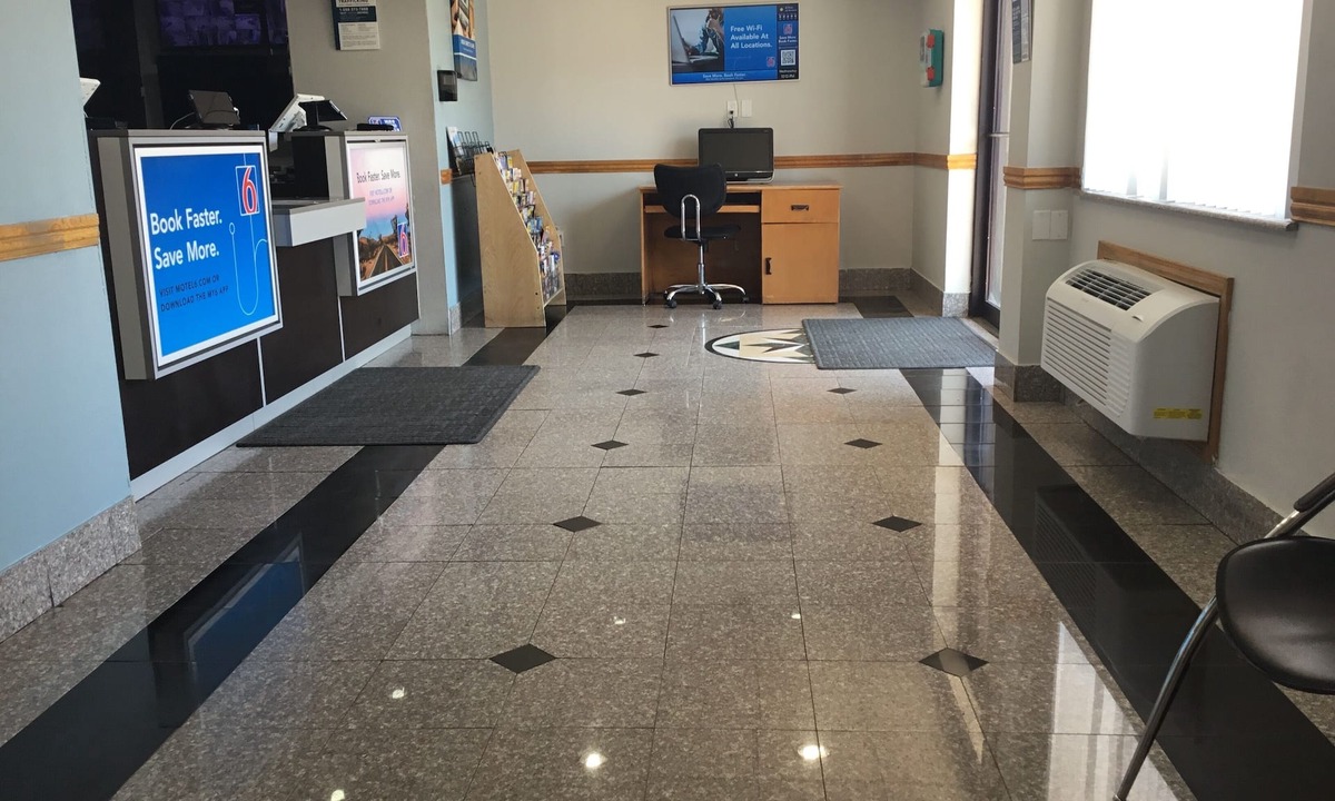 El Paso Hotel | Motel 6 El Paso, TX - West