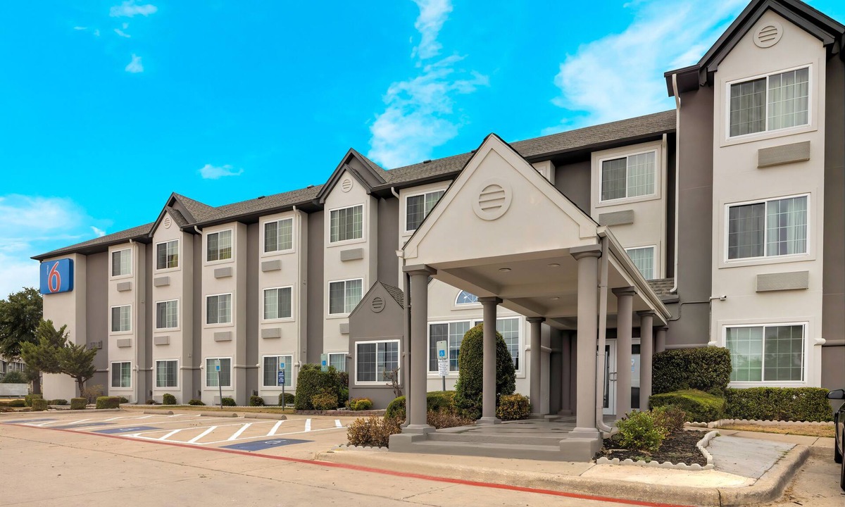 Fort Worth Hotel | Motel 6 Fort Worth, TX - Burleson
