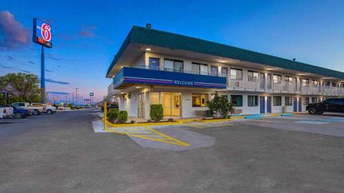Grants Hotel | Motel 6-Grants, NM