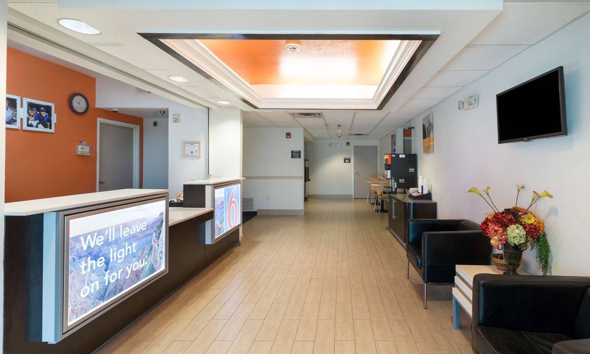 Hillsboro Hotel | Motel 6 Hillsboro, TX