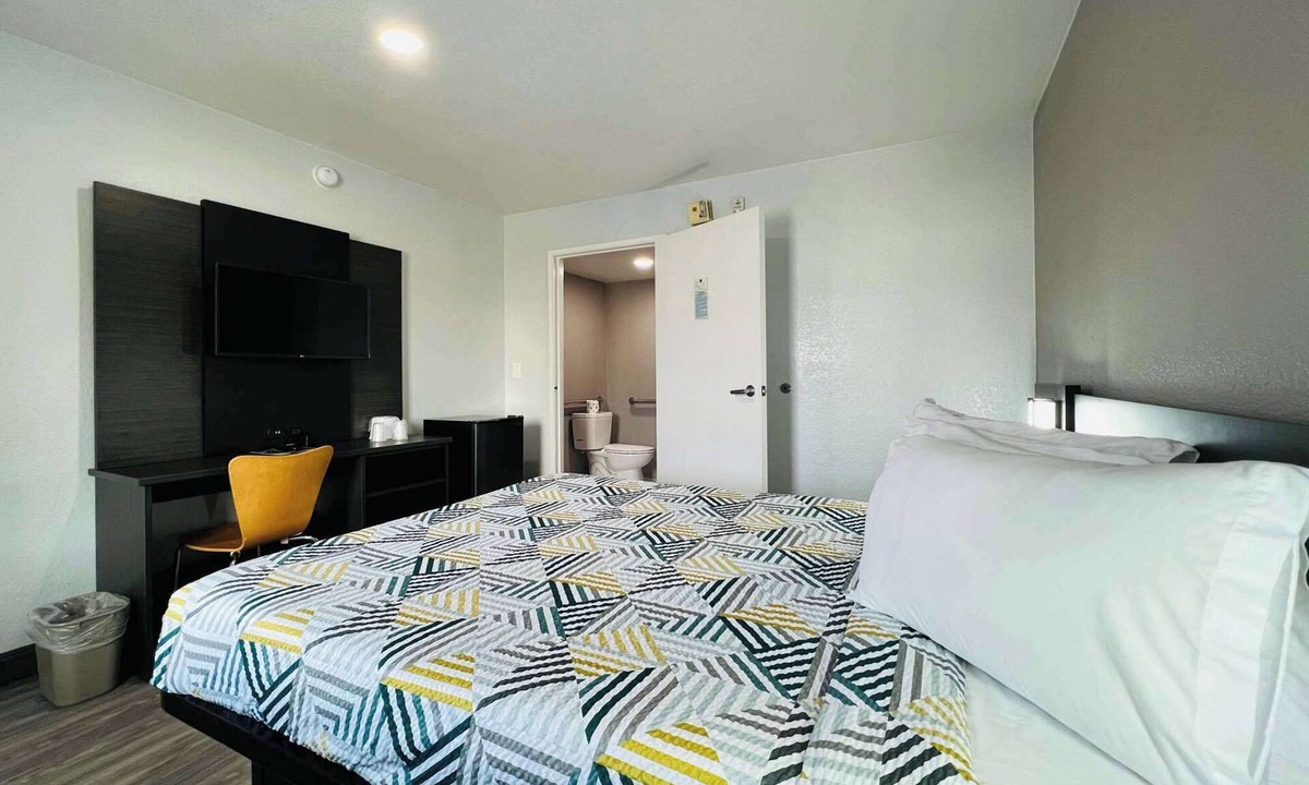 La Mesa Hotel | Motel 6 La Mesa, CA - San Diego
