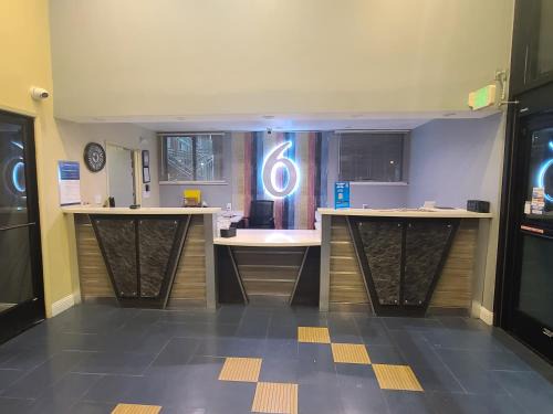 Martinez Hotel | Motel 6 Martinez, CA