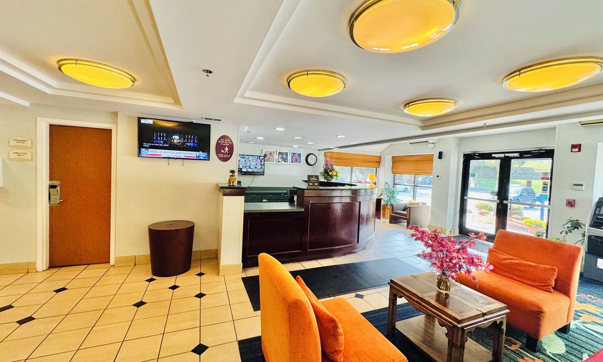 Milford Hotel | Motel 6 Milford, CT