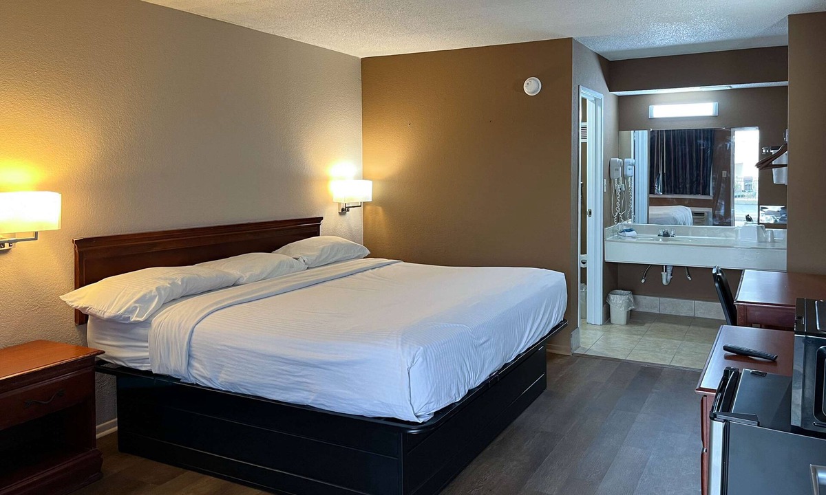 Millington Hotel | Motel 6 Millington, TN