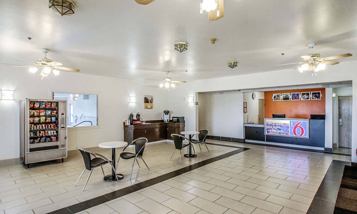 Nephi Hotel | Motel 6 Nephi, UT