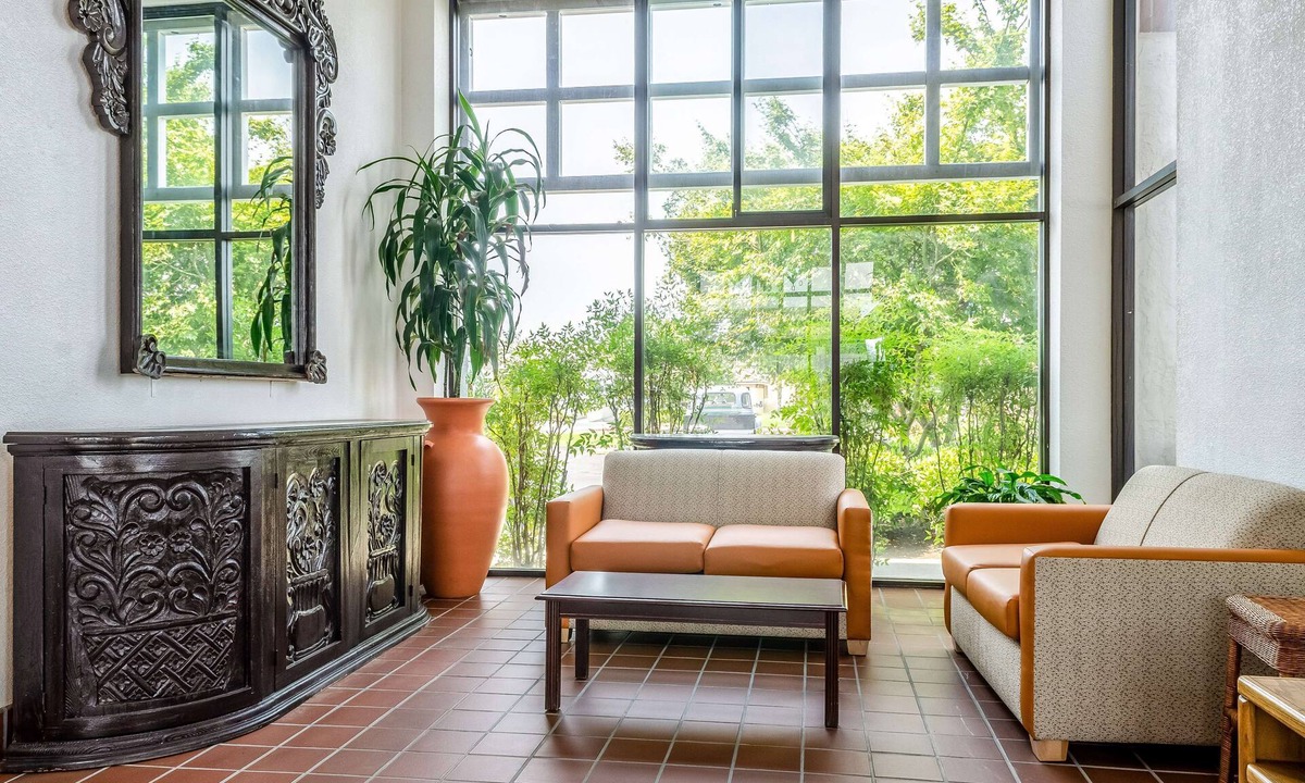 Oakdale Hotel | Motel 6 Oakdale, CA