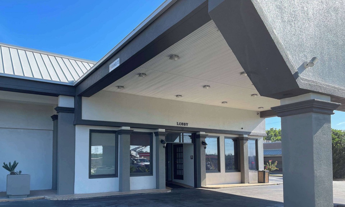Opelika Hotel | Motel 6 Opelika, AL