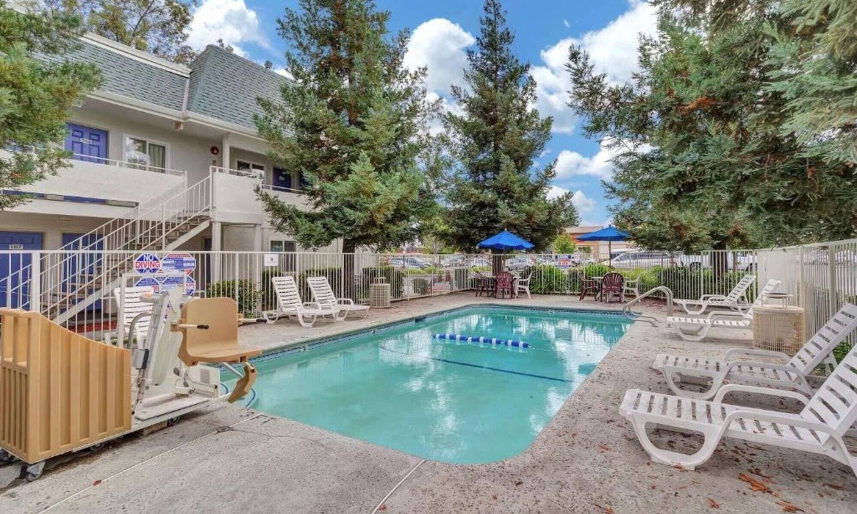 Rohnert Park Hotel | Motel 6 Rohnert Park, CA