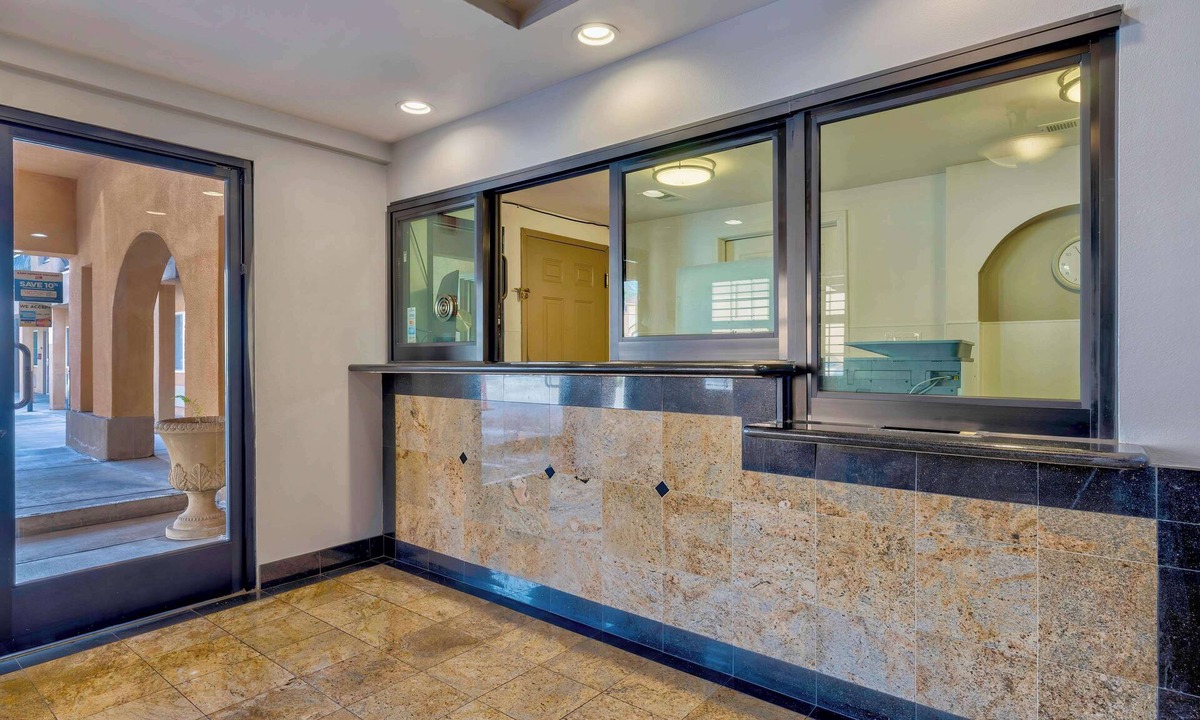 South Gate Hotel | Motel 6 South Gate, CA