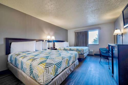 Stuart Hotel | Motel 6 Stuart, IA