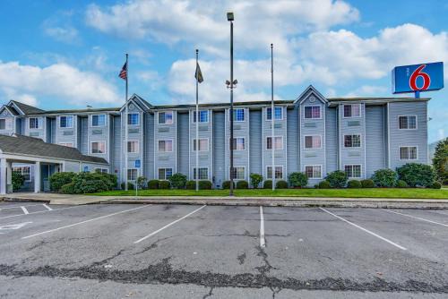Sutherlin Hotel | Motel 6-Sutherlin, OR